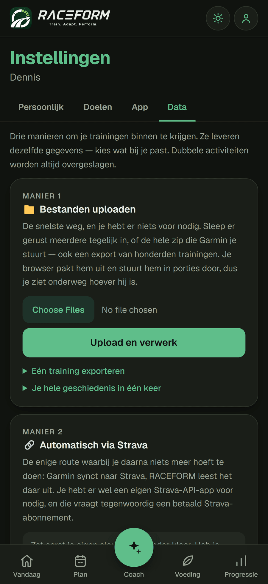 Instellingen met de manieren om trainingen te importeren: bestanden uploaden of koppelen via Strava